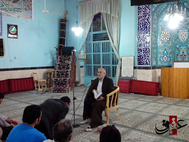 حاج منصور ارضی در یکی از مساجد چالوس