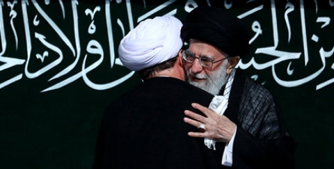 عزاداری شام غریبان در حسینیه امام خمینی (ره)