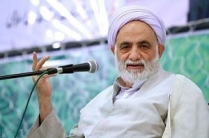چشم بسته مطلب سایتها و فضای مجازی را نپذیرید