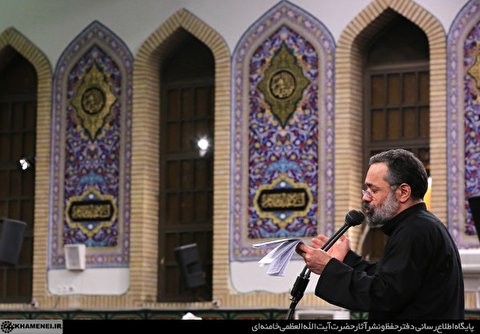 مداحی حاج محمود کریمی در دومین شب مراسم بیت رهبری