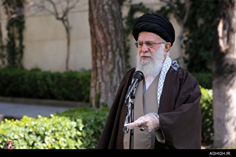 کاشت نهال توسط «مقام معظم رهبری»