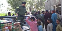 این هیأت، ماهانه ۱۰۰۰ سبدکالا بین نیازمندان توزیع میکند