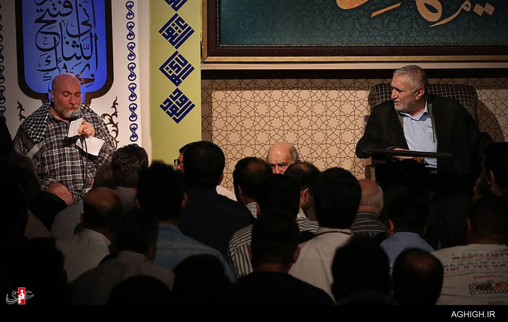 حضور حاج حسین سازور در مسجد ارک