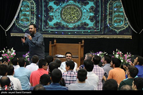 مراسم هفتگی هیئت آل یاسین در حسینیه حاج ابراهیم همت