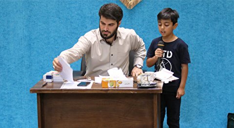 فیلم / گزارش اختصاصی عقیق از حال و هوای کلاس مداحی حاج میثم مطیعی