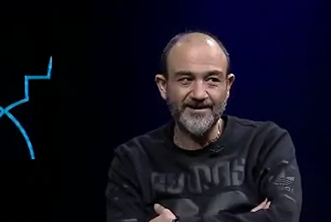 به انس با شهدا افتخار می کنم