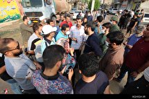 حضور جمعی از مداحان در مناطق سیل زده خوزستان/ بخش دوم