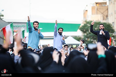 جشن خیابانی دهه کرامت در خیابان شکوفه تهران