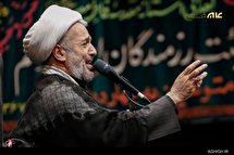 شب هشتم محرم در هیئت رزمندگان قم