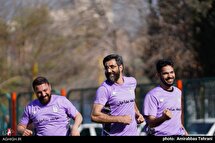 مسابقه دوستانه فوتبال مداحان و خیریه شهید هادی