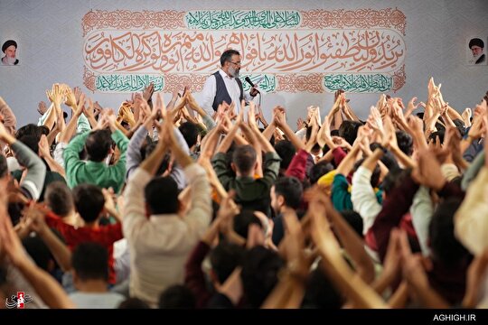 بازخوانی مولودی قدیمی حاج محمود کریمی در نیمه شعبان