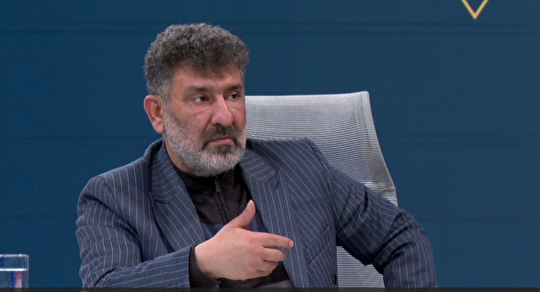 انحلال امور تربیتی مدارس خیانت بود