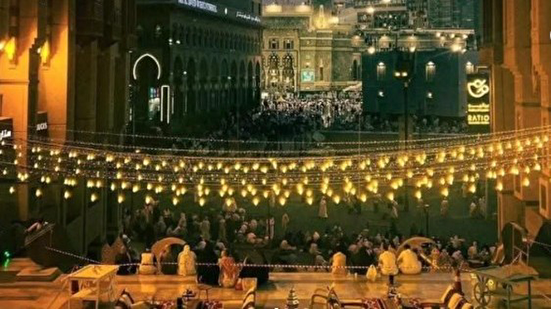 مکه مهیای ماه رمضان شد +فیلم