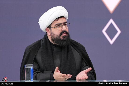 روحانیت و حوزه باید در صف اول مطالبه گری از مسئولین باشند