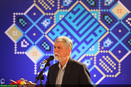 ایران ۱۴۰۰ سال در پناه قرآن بوده و باز هم خواهد بود