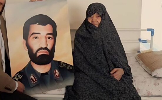 مادر حاج احمد متوسلیان آسمانی شد/ پایان چهل و سه سال چشم انتظاری