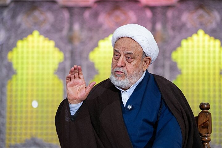 مداحان قدیم اینگونه بودند؛ بیشتر از مستمع گریه می کردند/
اکثرشان اهل نماز شب بودند