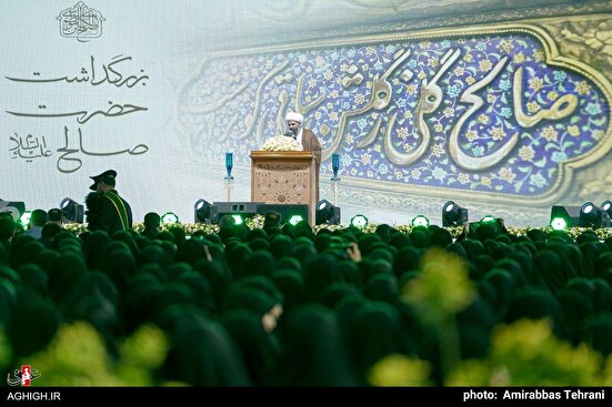 آیین گرامیداشت امام زاده صالح(ع) با حضور چهره های فرهنگی و ورزشی