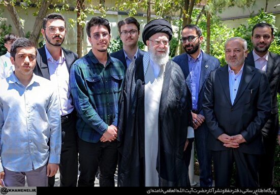دیدار معلمان با رهبر انقلاب