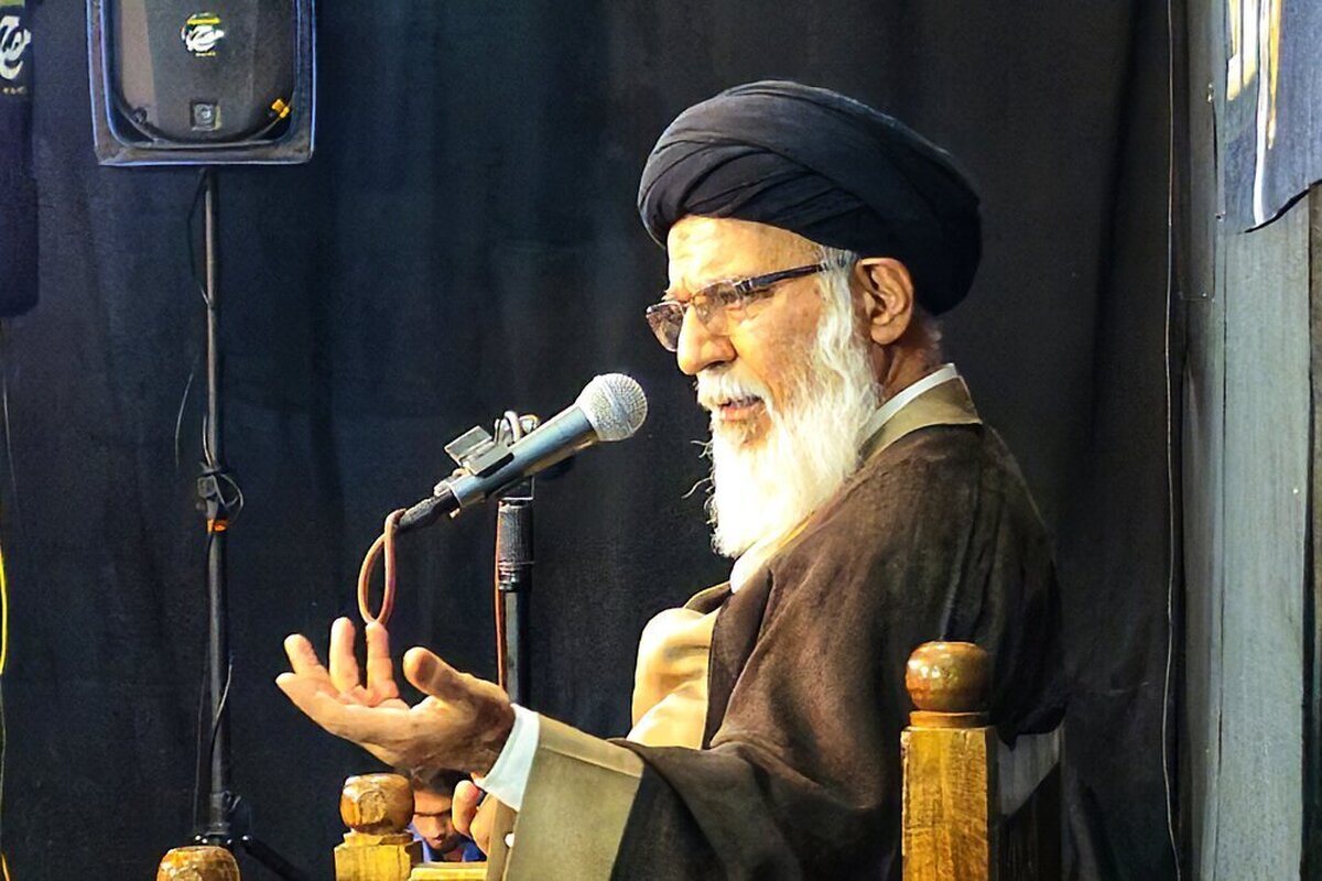 کسی که با امام حرکت کند در دنیا هم خدا را می بیند