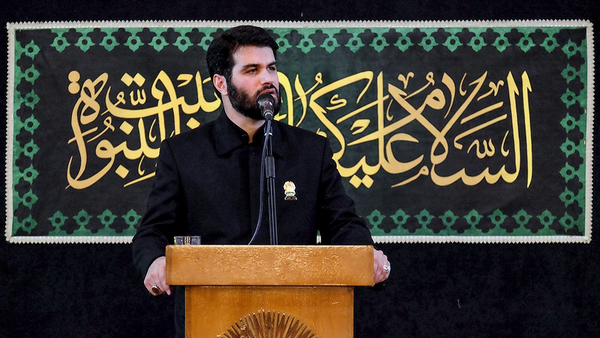 حاج میثم مطیعی دهه دوم محرم در حرم امام رضا(ع) می‌خواند