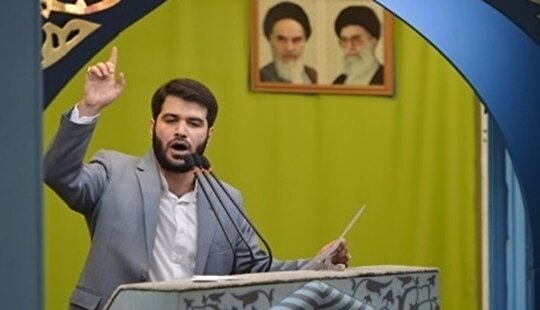اگر دنیا هم آید پشتتان ما پنج تن داریم/  شعرخوانی حماسی حاج میثم مطیعی