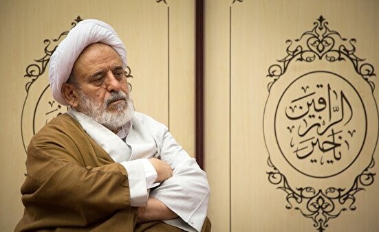 الگویی که میلیاردها نفر را به بهشت می برد؛ماجرای آغوش پدرانه پیامبر(ص)
