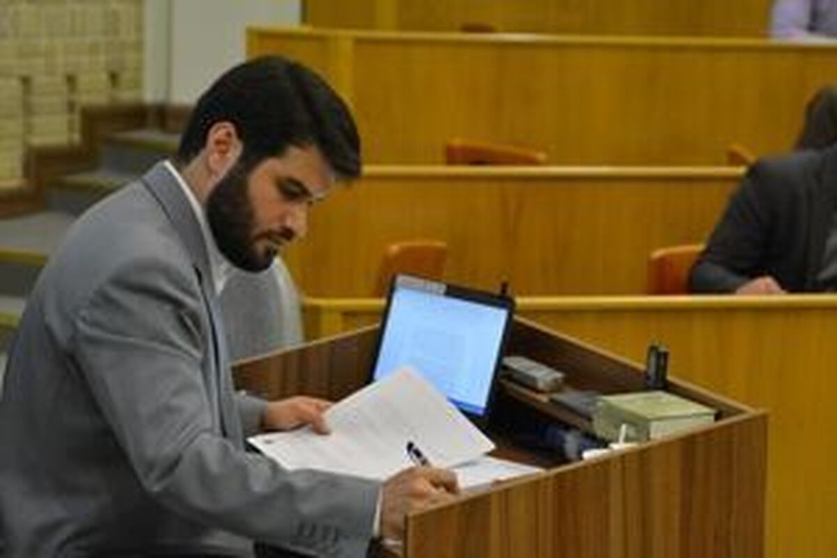یادداشت قدردانی حاج میثم مطیعی از آیت‌الله‌ مکارم شیرازی