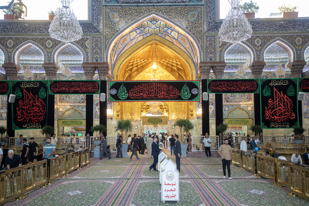 حرم امام حسین‌(ع) در سوگ فاطمیه+عکس