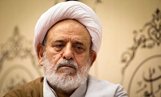 حاضرم با کسی که در عصمت حضرت زینب و حضرت عباس تردید دارد گفتگو کنم