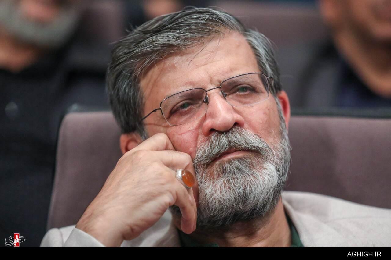 علی انسانی شعر آیینی را رفعت داد علی انسانی شعر آیینی را رفعت داد