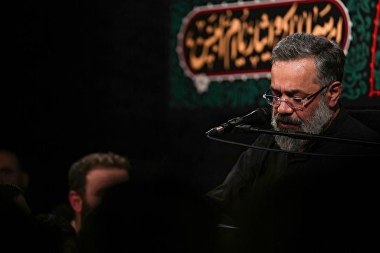 حاج محمود کریمی ثواب روضه خود را به حجت الاسلام حامد کاشانی هدیه کرد