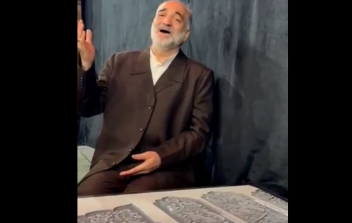 مداحی کربلایی نریمان پناهی بر سر مزار شهید سید حسن نصرالله/ یه عالمه گریه به روضه بدهکارم