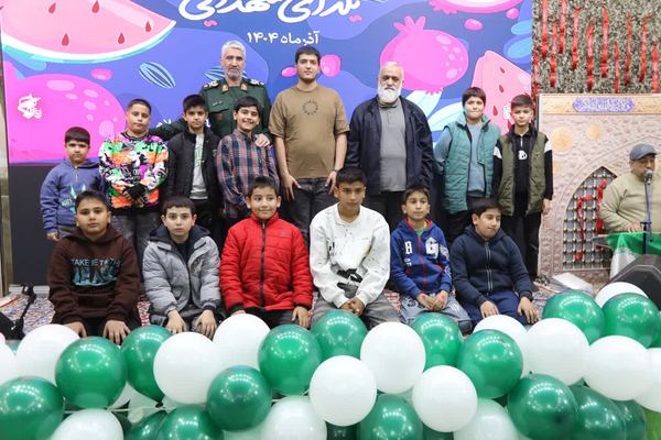 شب یلدا با یاد مدافعان حرم +عکس