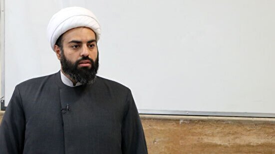 این تجمعات از سر غیرت دینی و کاملا مردمی شکل گرفته / مراقب باشیم خرابش نکنیم/  اینجا میدان مطالبه است