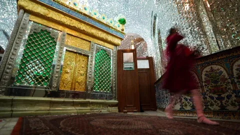 احیاء شب نیمه شعبان در هیئت آیین حسینی