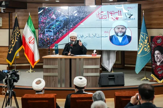 خون‌خواهی رهبر شهید، وظیفه همه آزادگان جهان است
