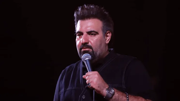 نماهنگ "ما برای این خاک رگ وسط می‌ذاریم" با نوای حاج امیر کرمانشاهی