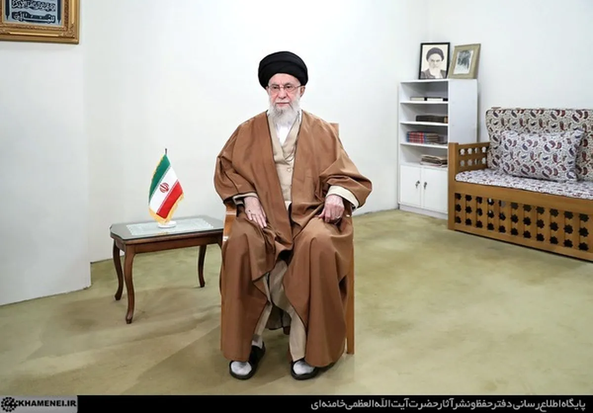 پیام نوروزی رهبر انقلاب اسلامی به مناسبت حلول سال جدید
سال ۱۴۰۴، سال «سرمایه گذاری برای تولید»/ سال ۱۴۰۳، سال نمایش توانمندی‌ها و قوت اراده و روحیه بالای معنوی ملت ایران