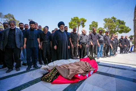 تشیبع پیکر حاج اکبر مولایی در آستان امام زاده عبدالله(ع)شهرری