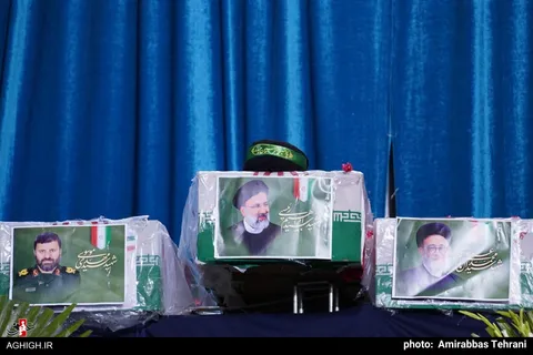 وداع با پیکر شهدای خدمت در مصلی امام خمینی(ره)