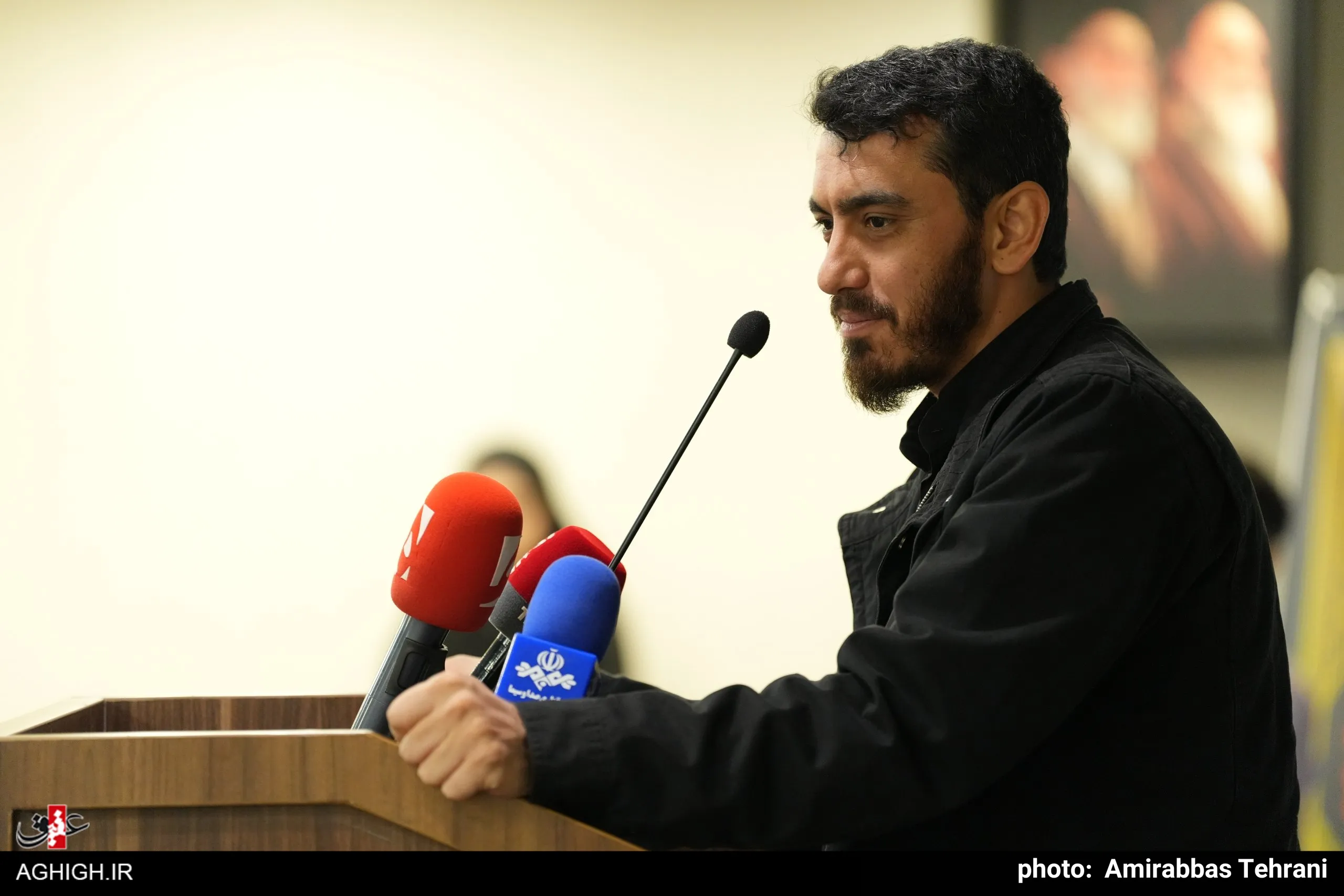 گرامیداشت حاج علیرضا بکایی و رونمایی از کتاب مجله همشهری آیه برگزار شد