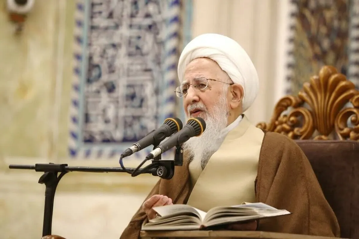 هیچ ملتی جز ملت فرومایه سلطه بیگانگان را نمی‌پذیرد / اجازه ندارید ذلیل باشید