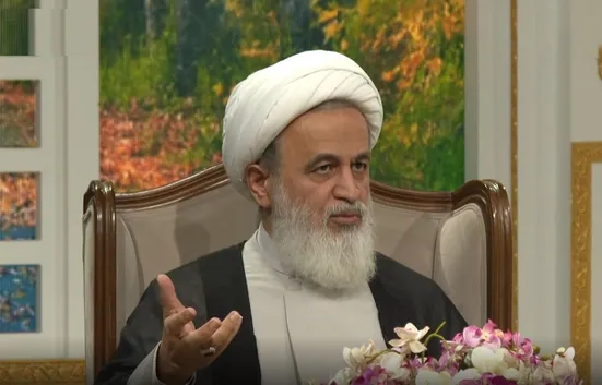 زیبایی‌های دین را برای مقابله با جنگ روانی دشمن معرفی کنیم