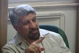 حضور حاج صادق آهنگران در پشت صحنه رسوایی
