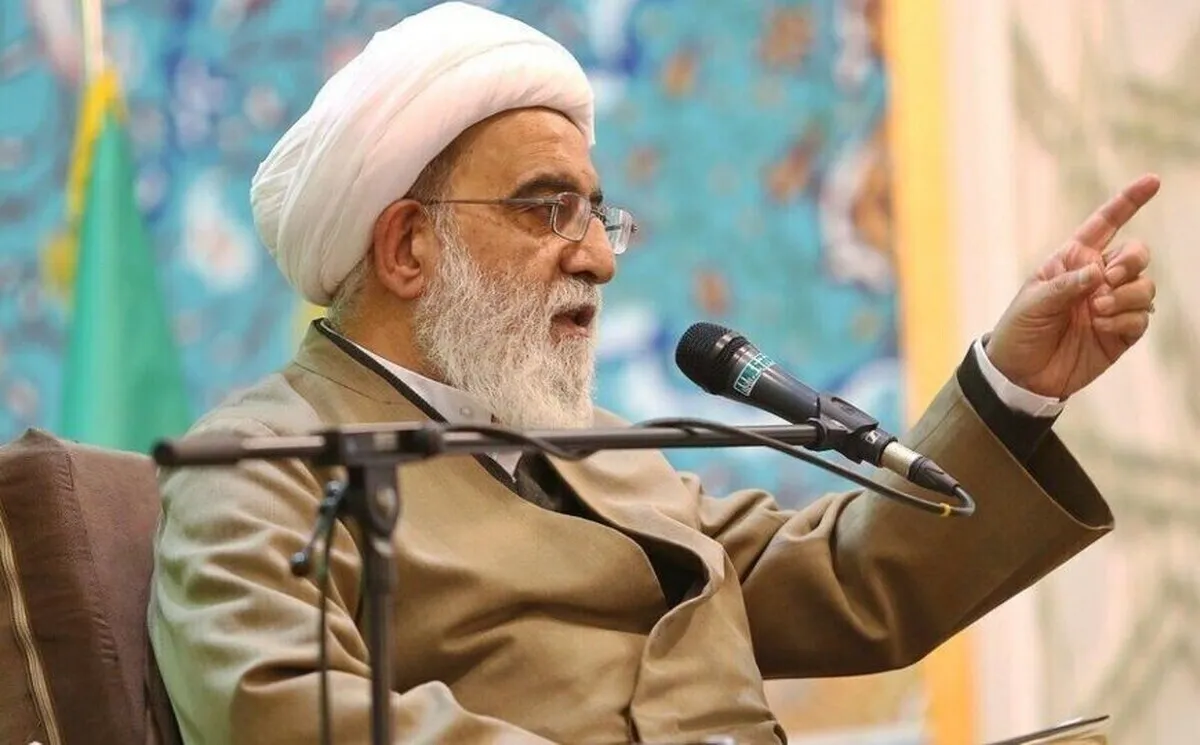 آمریکا صلاحیت مذاکره ندارد؛ از رفتار ترامپ با زلنسکی عبرت بگیریم