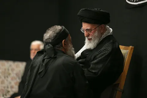عزاداری شب عاشورای حسینی در بیت رهبری در محضر رهبر انقلاب