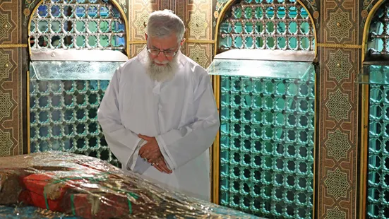 چهار توصیه برای شادی روح مطهر رهبر شهید از ما
