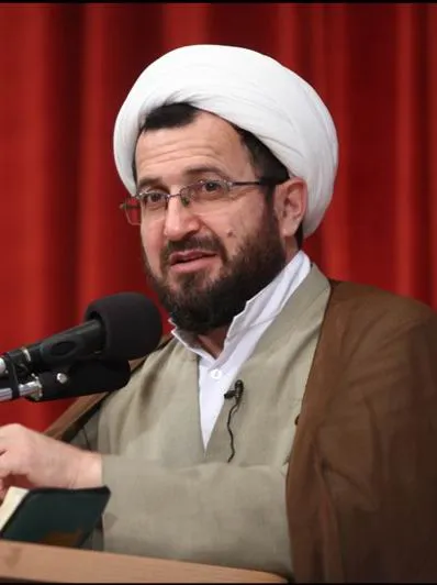 حکایت جوانی که طلا را بر امام ترجیح داد!