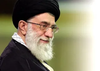 مداحان پا به پای انقلاب پیش آمده اند